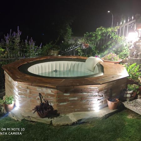 Beb Villa Sorriso San Benedetto Val di Sambro Kültér fotó