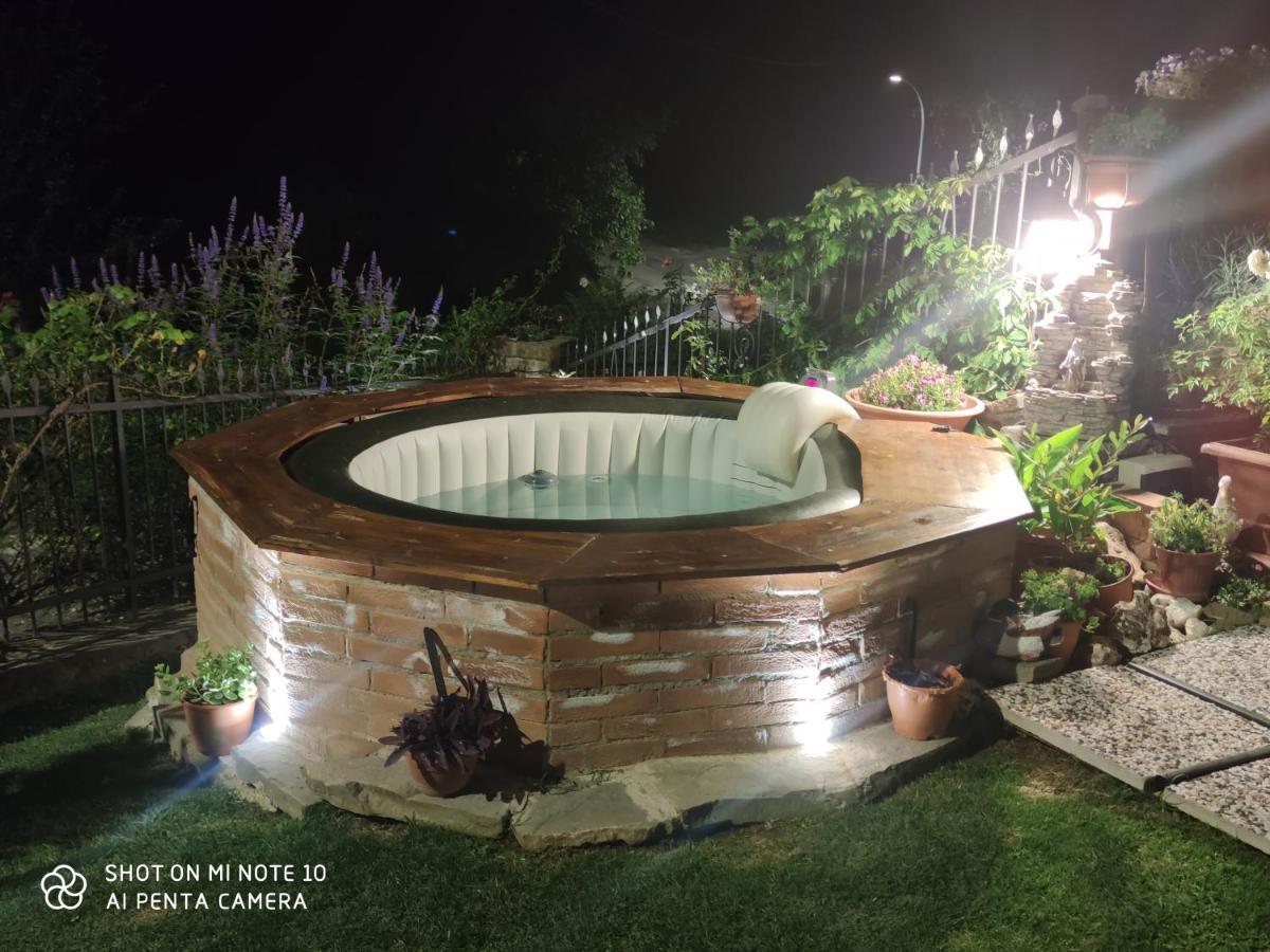 Beb Villa Sorriso San Benedetto Val di Sambro Kültér fotó